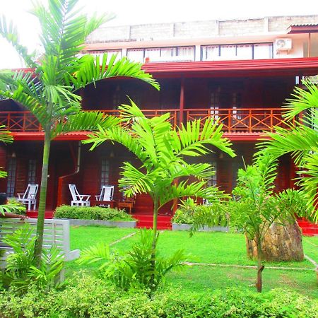 On The Rock Hotel Banduramulla Bagian luar foto